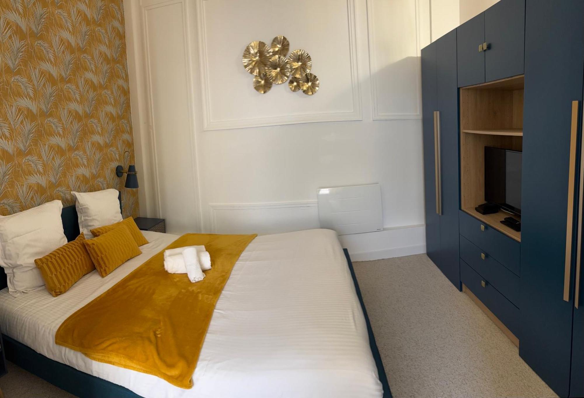 Appartement Elegant Au Coeur De קאבורג מראה חיצוני תמונה